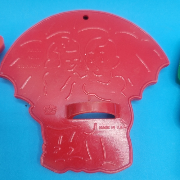 Vintage Plastic Cookie Cutters Lot - Picture 6 of 7